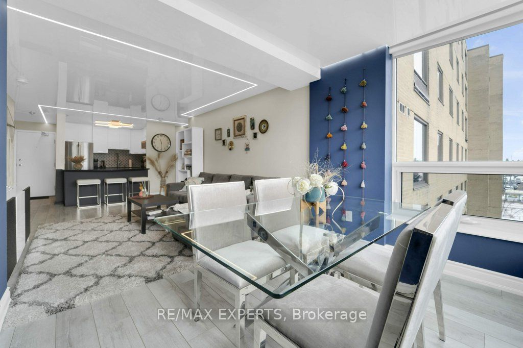 326 E Major Mackenzie Dr 508