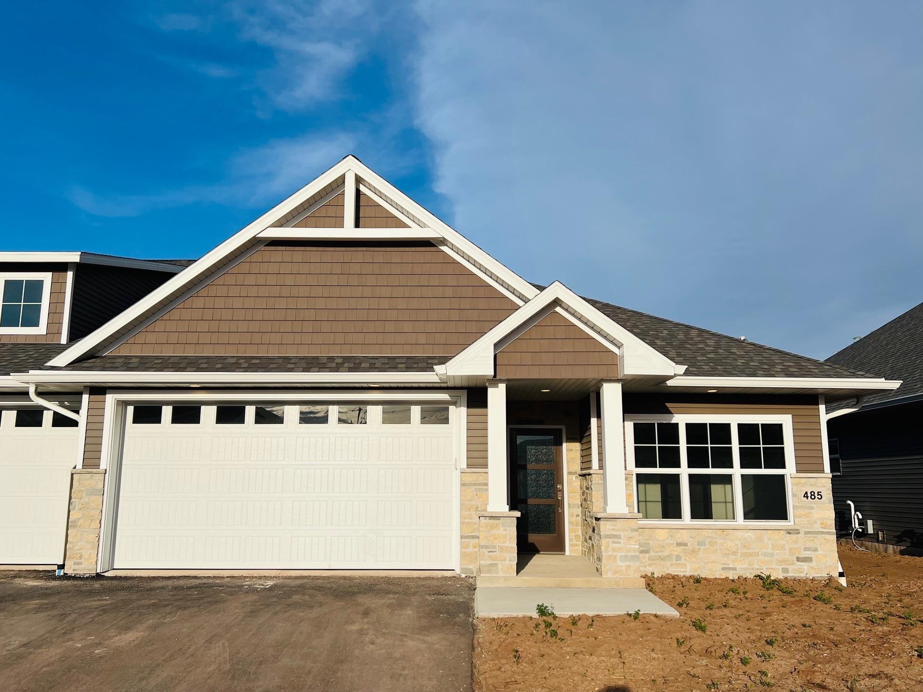 485 Papermill Circle