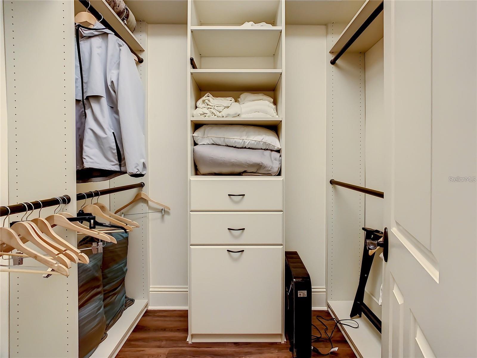 7400 Gathering Court