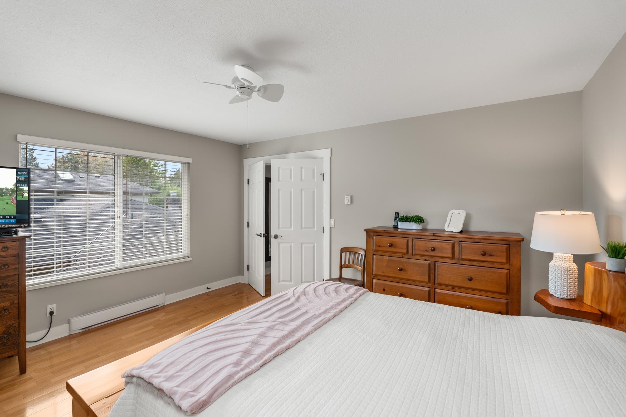 1854 Southmere Crescent 1