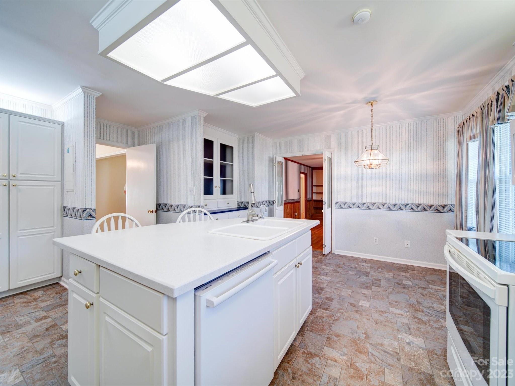 1106 Arden Drive