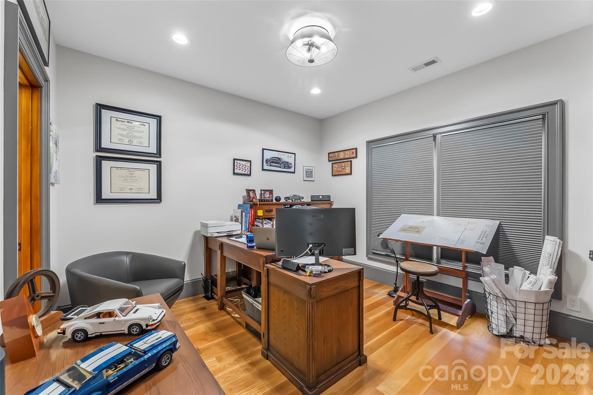 5069 Lighthouse Court