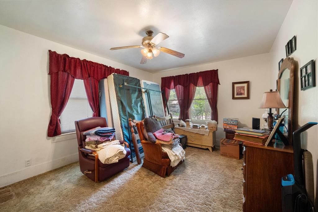 110 Woodland Avenue