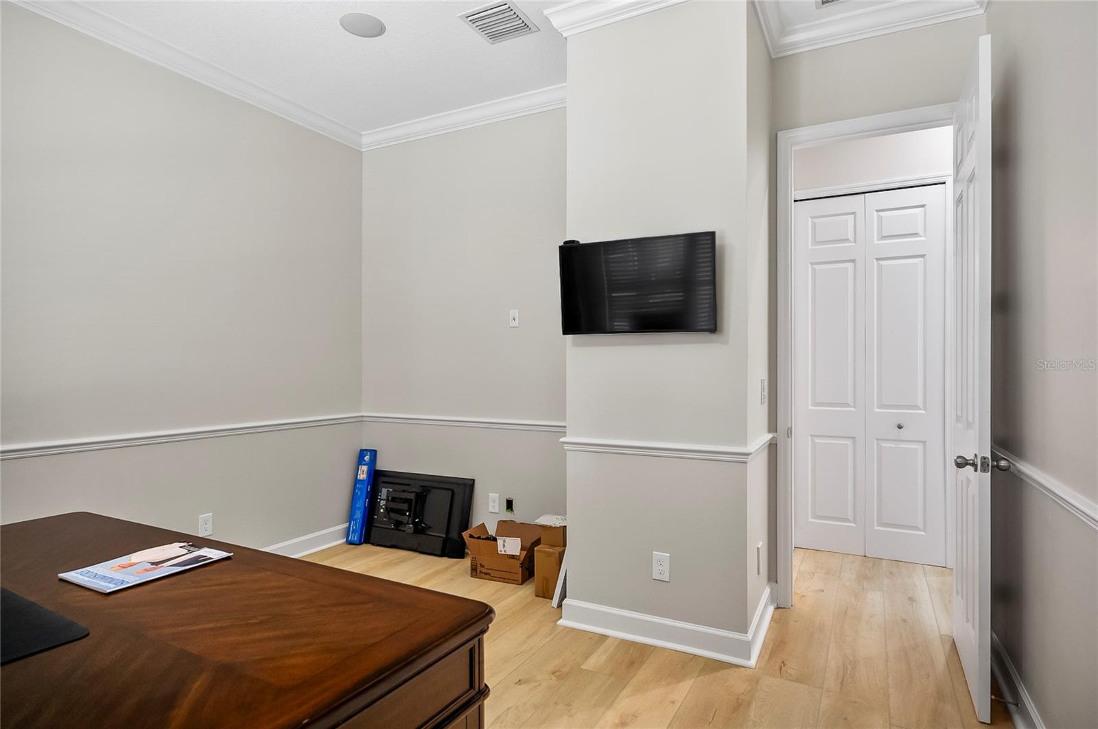 15 S Waterview Drive