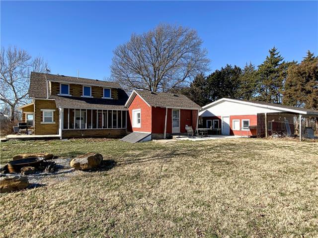 5677 S 2100 Road