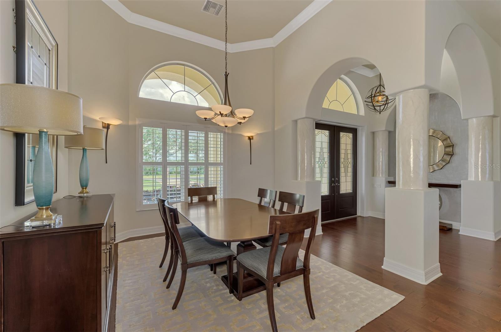 3111 Rivershore Lane