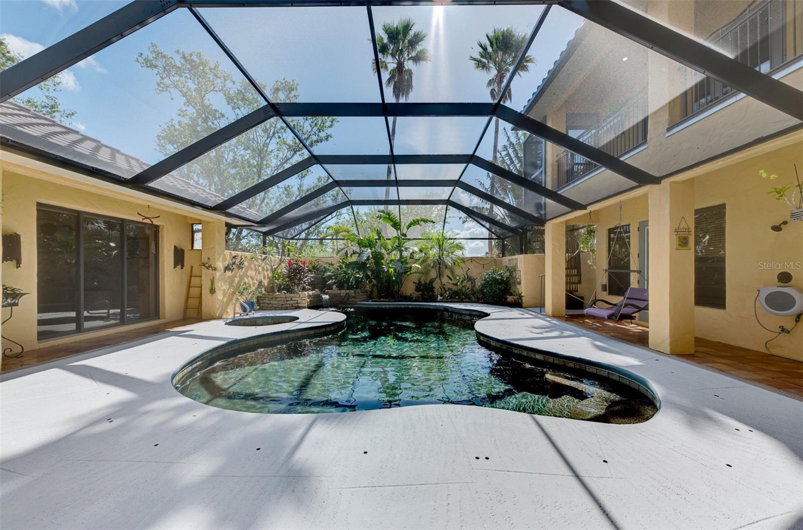 3060 Rivershore Lane