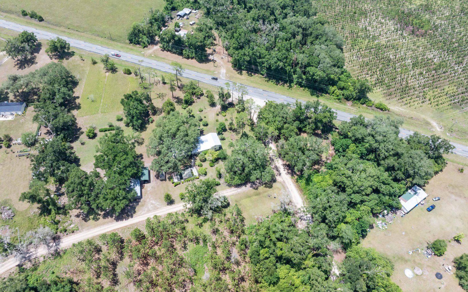 112 NE Rowan Rd