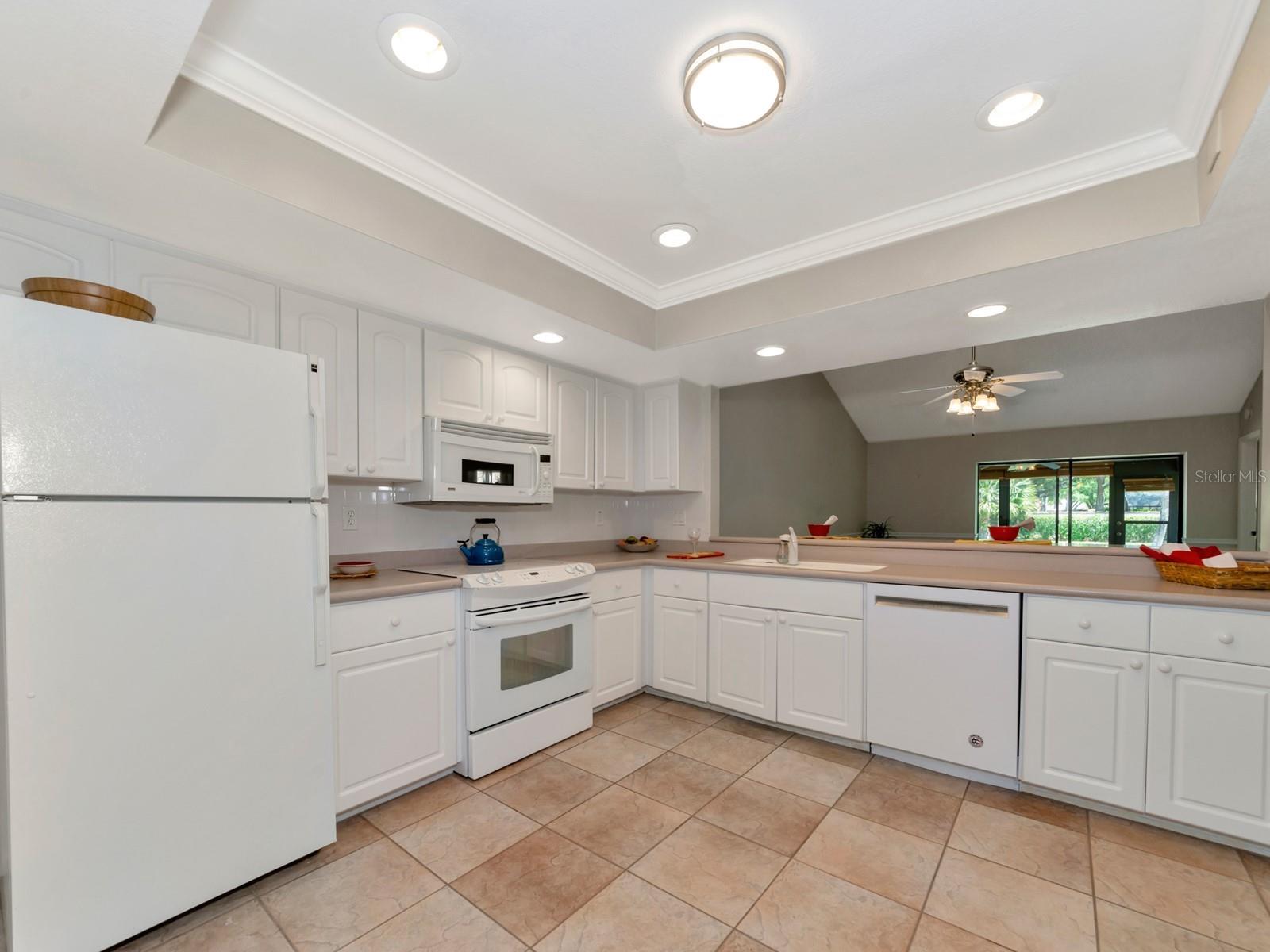 4503 Lake Vista Drive 4