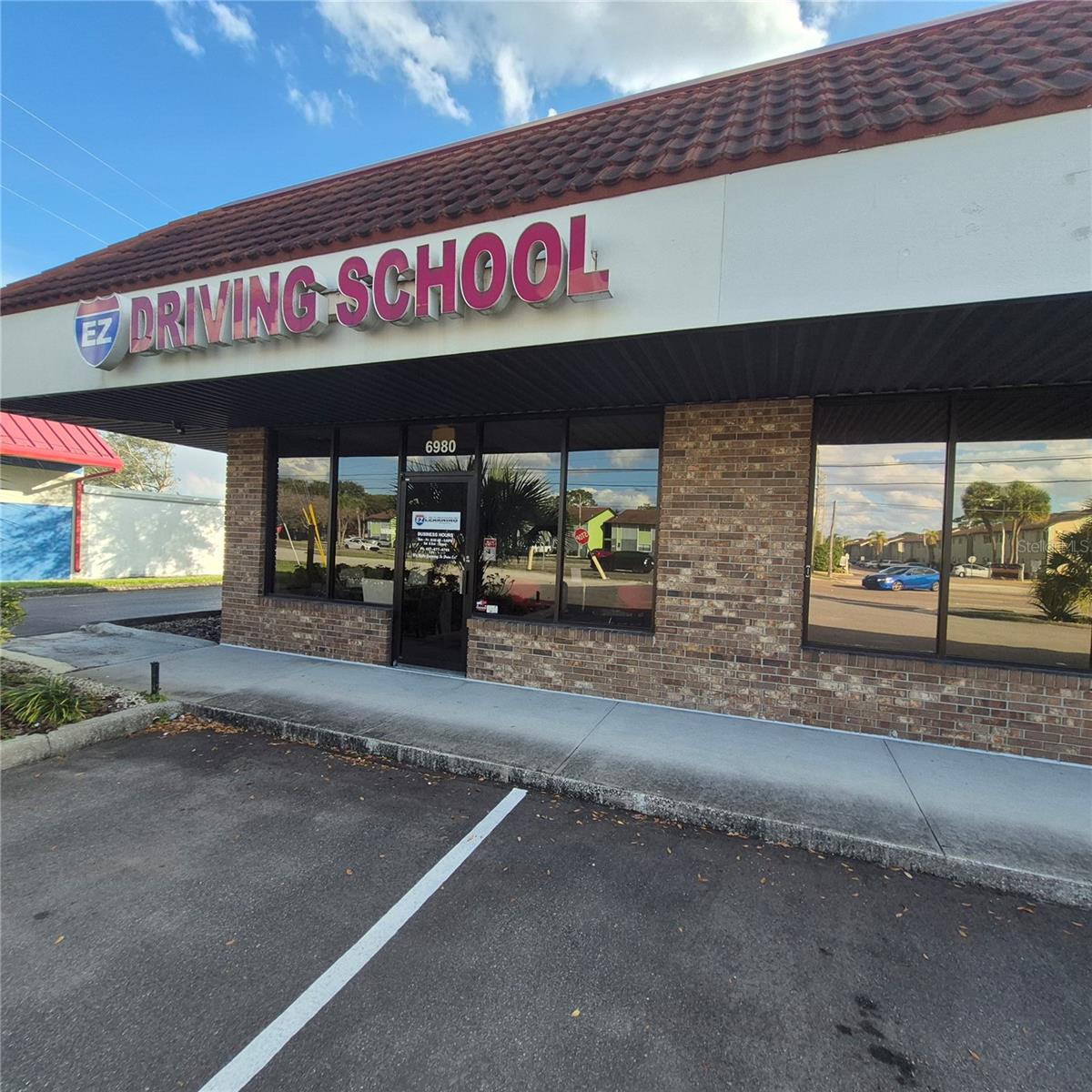 PRIME WINTER PARK location on Aloma, OFFICE / RETAIL, your own road frontage with sign and parking, Condo Office site with you right on the front corner ! near Park Ave, Rollins College, shopping, hospital, upscale neighborhoods, easy access to downtown / airport.  LARGE FRONT OFFICE and large backroom with private bathroom