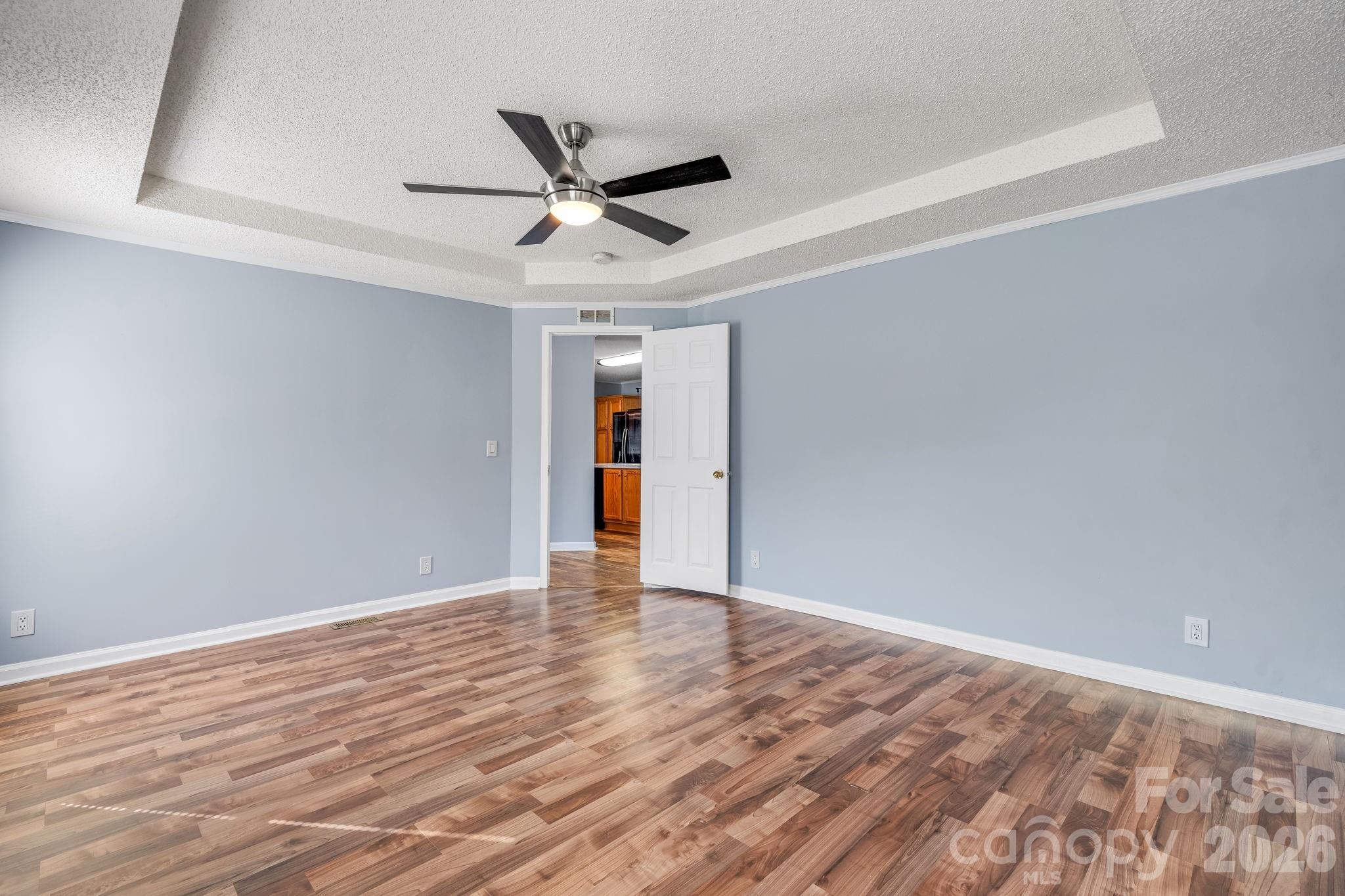 3015 Farm Pond Lane