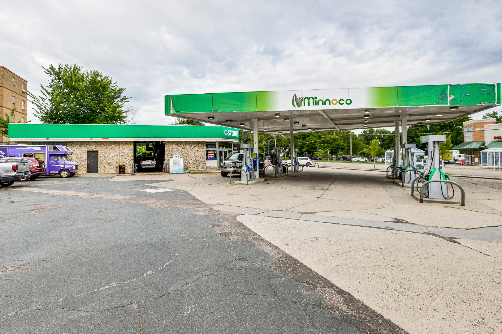 -Established Gas Station, Convenience Store, and 4 Bay Service Station in prime MacGroveland St Paul neighborhood!-Sales includes Real Estate + Business Assets
-Excellent, high visibility, high traffic count corner location
-Large approximate ½ acre site; Zoned T3
-Perfect ingress and egress from both Snelling Avenue and Randolph Avenue
-5 Dispensers / 10 Fueling Positions (Pumps)
-Big Buyer Upside: E15 should be added again (removed a few years ago due to line replacement work needed and lost half of gas sales volume - contact broker for details)
-Minnoco brand/flag - NO LONG TERM CONTRACT
-Long-time owner operator retiring
-Tremendous value-add opportunity for new owner/management!
-Site holds redevelopment possibilities as well
-Separate single car wash (operating, but needs new roof) and ample parking areas
-Rooftop HVAC: New August of 2016. Shop: Infrared heat
-Main building roof is older, office roof replacement few years ago
-Environmental Phase II and monitoring active and up-to-date (contact broker for details)