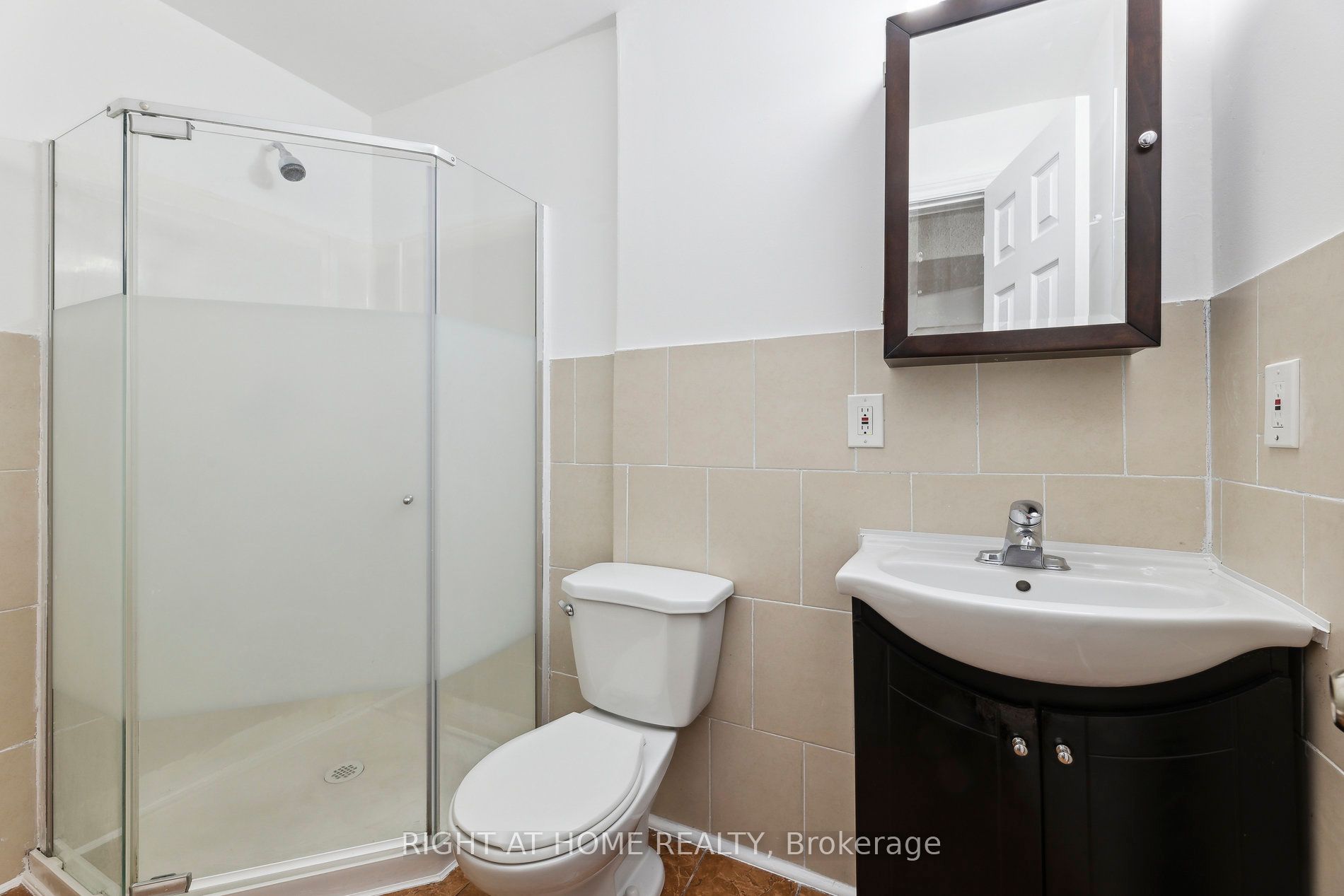 20 Oceanpearl Cres