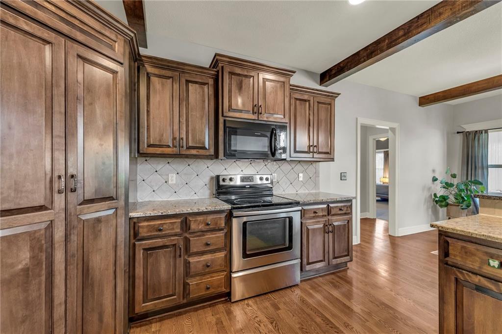 2301 NE 110th Street