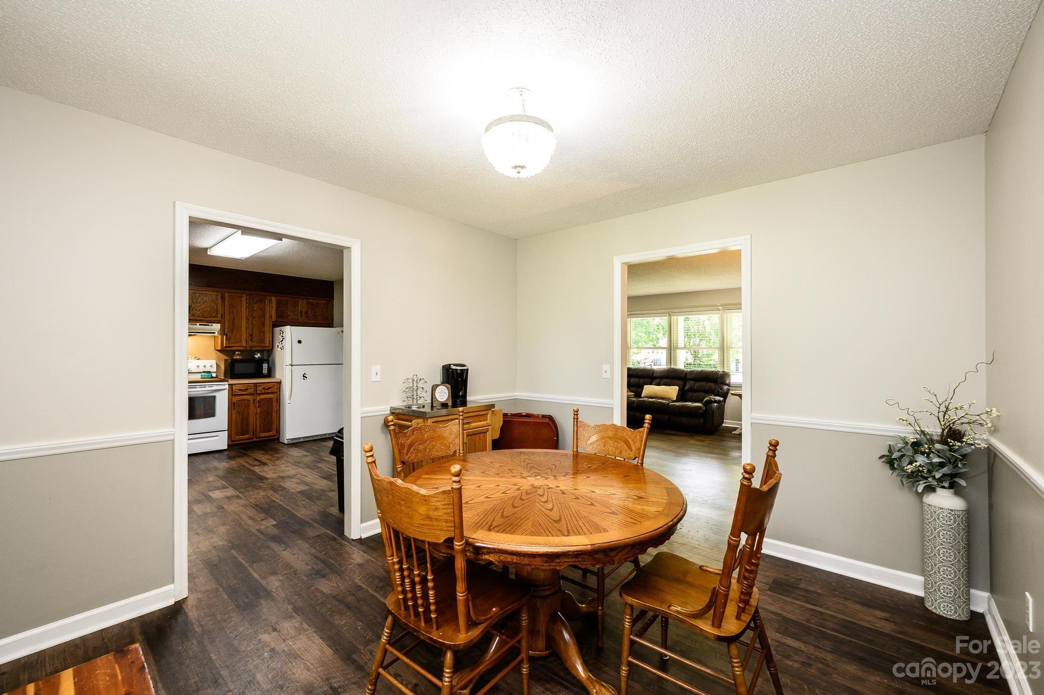 117 Windy Oaks Court