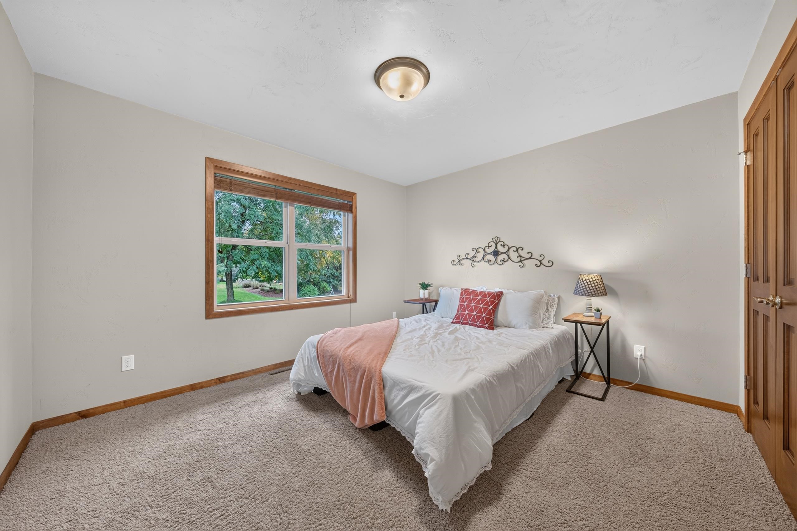 3875 Duchess Lane