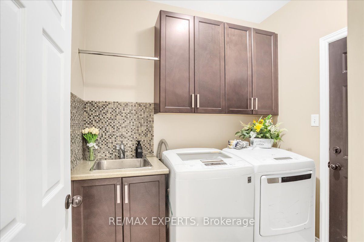 78 Joseph Cres
