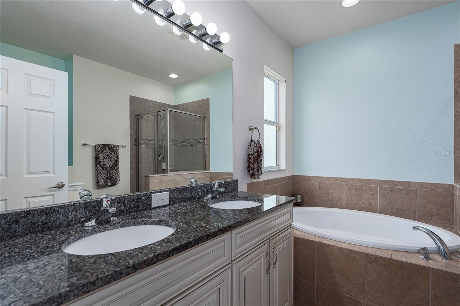 11558 84th Street Circle E 106