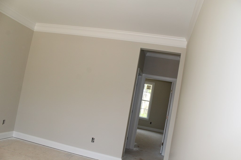 306 Hunters Creek Blvd