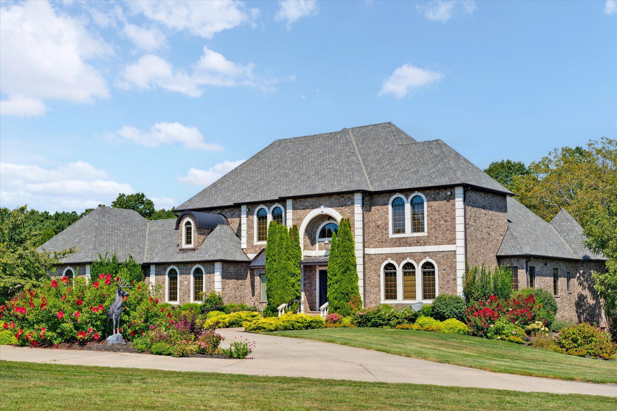 6279 N Farm Road 215