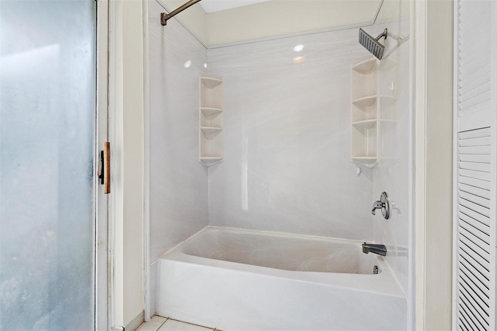 12012 Quail Run Road