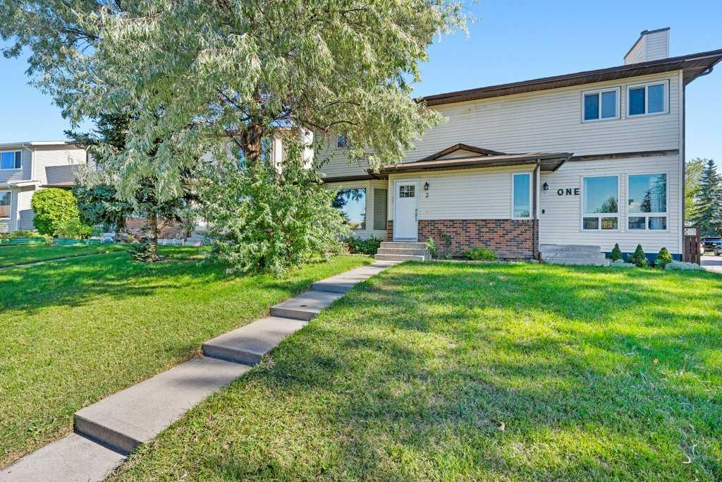 3 Falsby Place NE