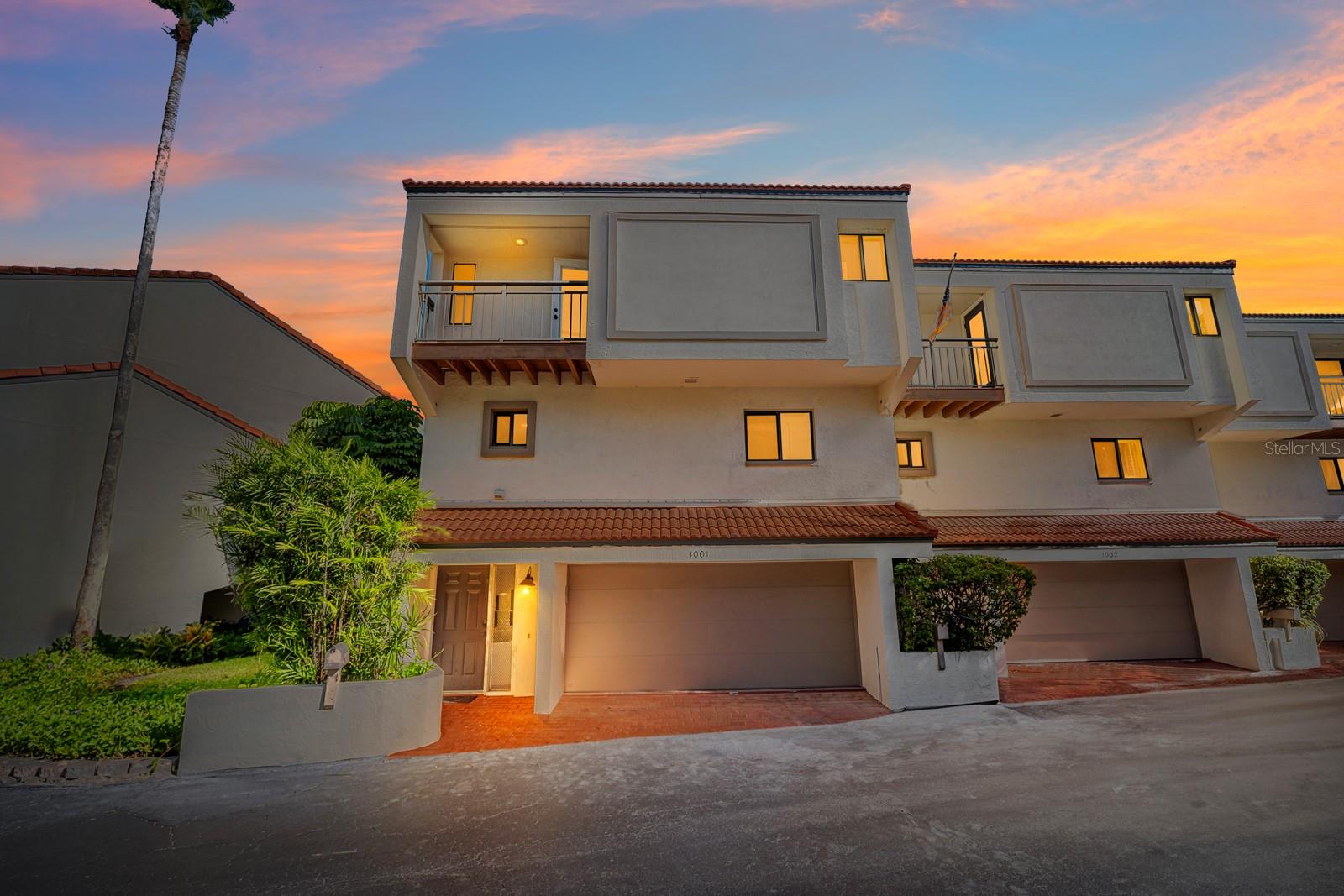240 Windward Passage 1001