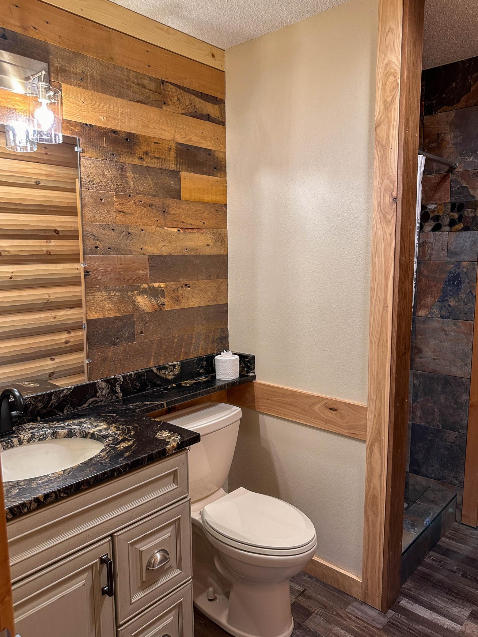 10490 Us Highway 169 106