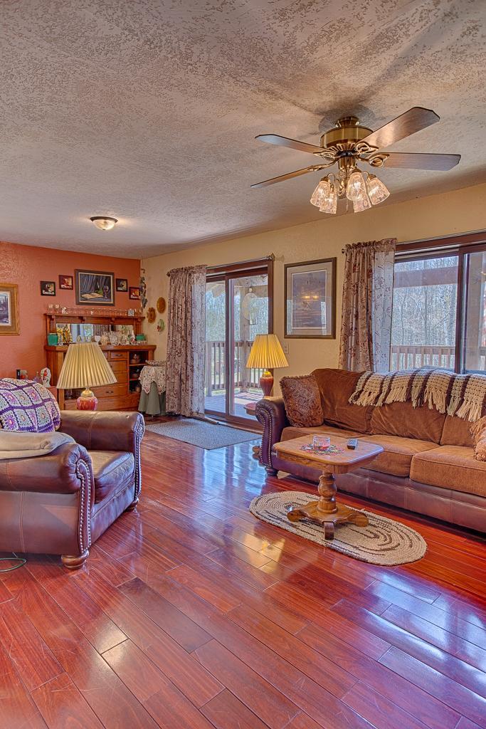 27280 Westward Ho Street