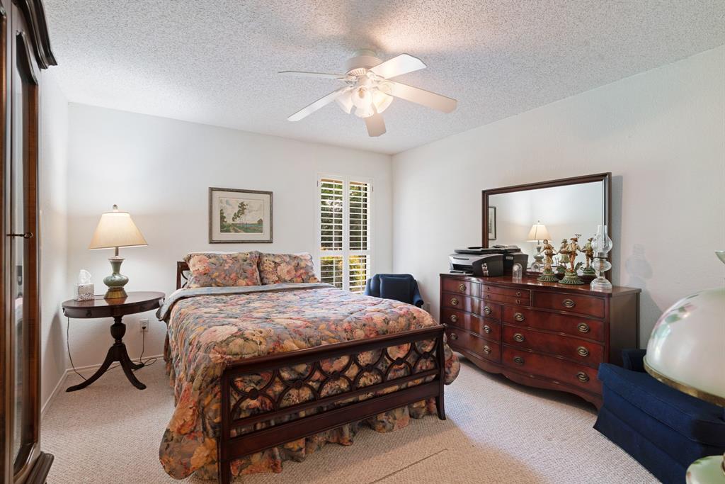 4110 Lakeshore Drive
