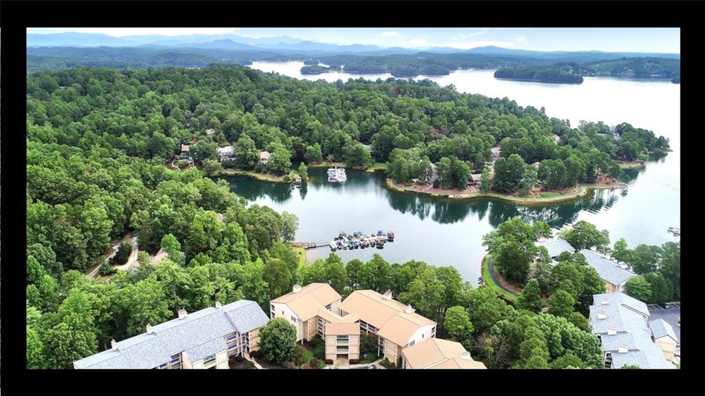 Keowee Key Townhomes and Condominiums for Sale