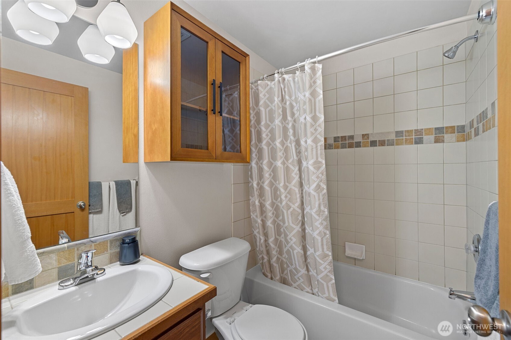 4312 SW Spokane Street