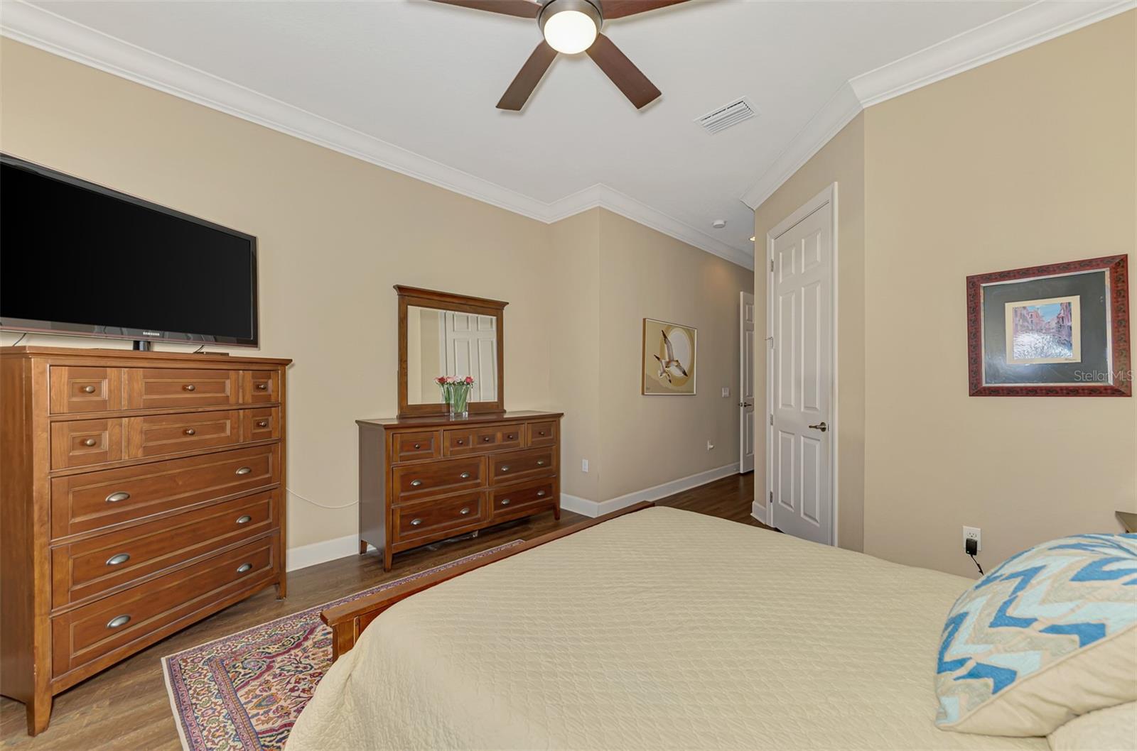 13096 Creekside Lane