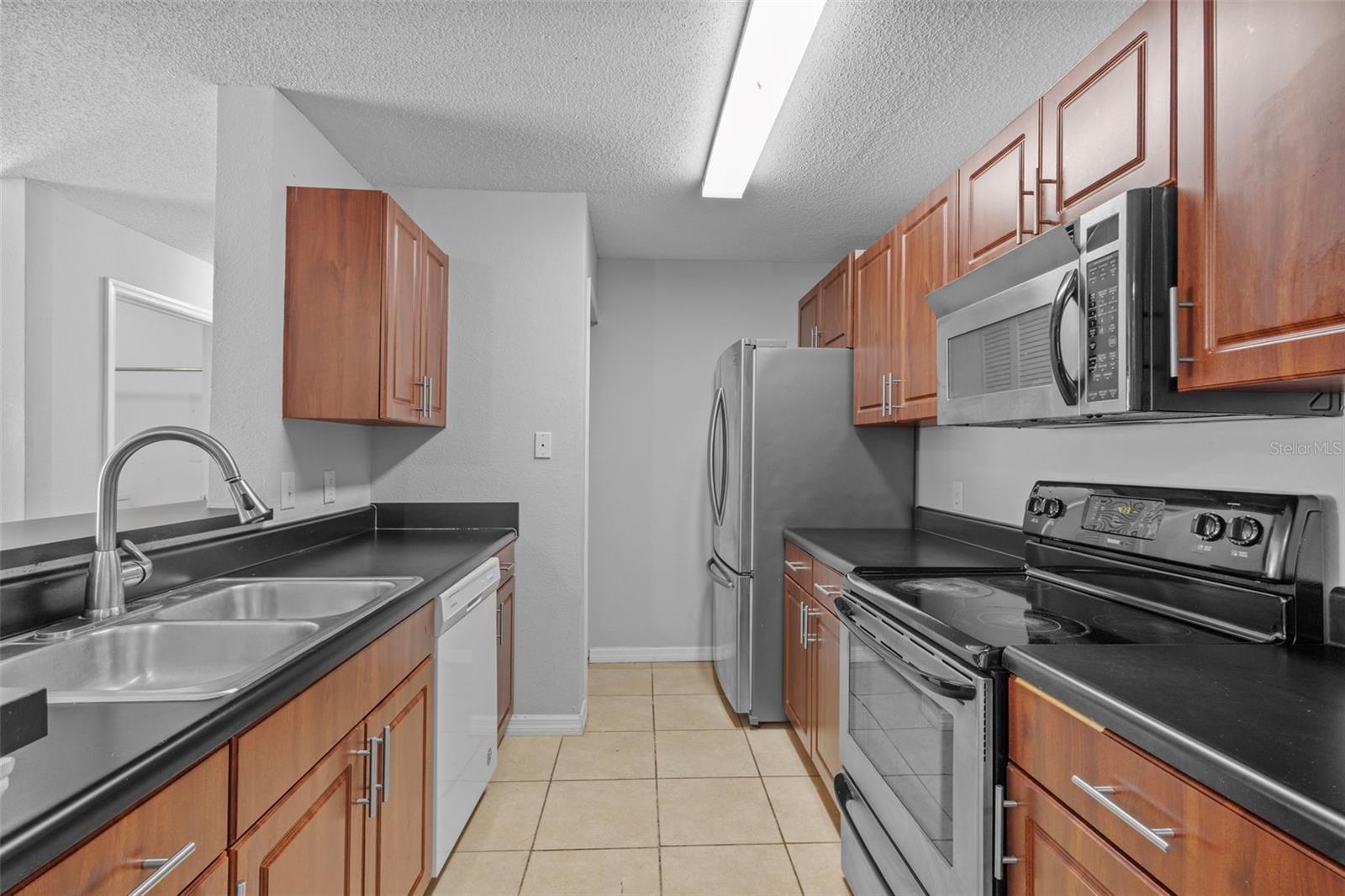 9481 Highland Oak Drive 305