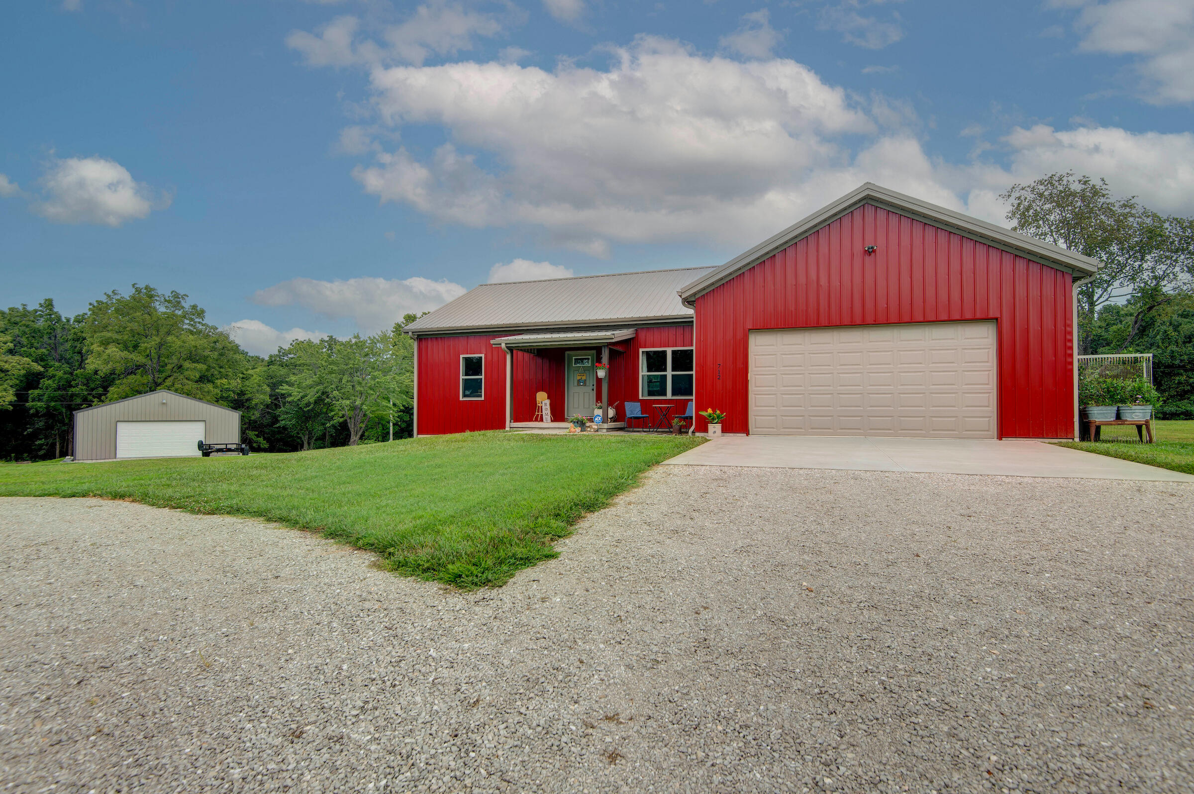 712 Birdsong Lane