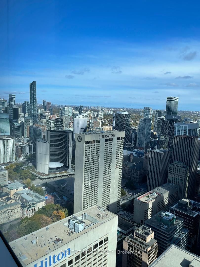 180 University Ave 5607