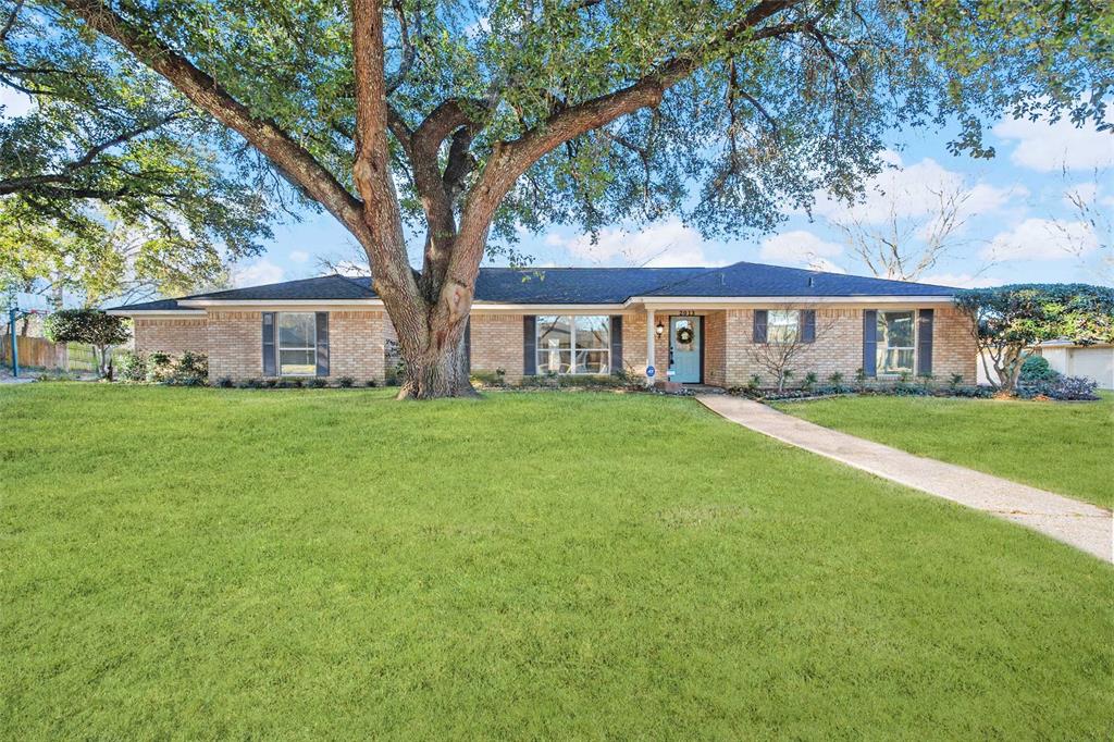 2013 Glenwood Circle