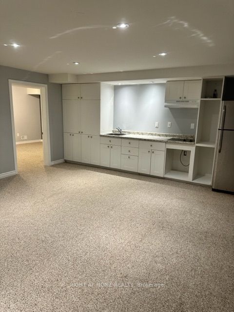 4 Bradford St