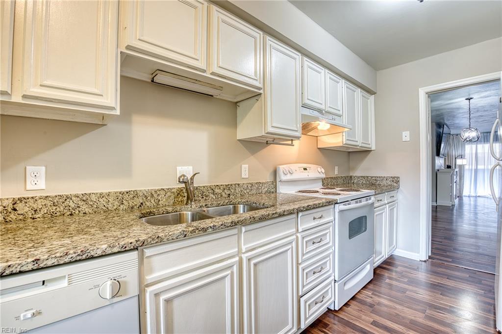 376 Merrimac Trail 223