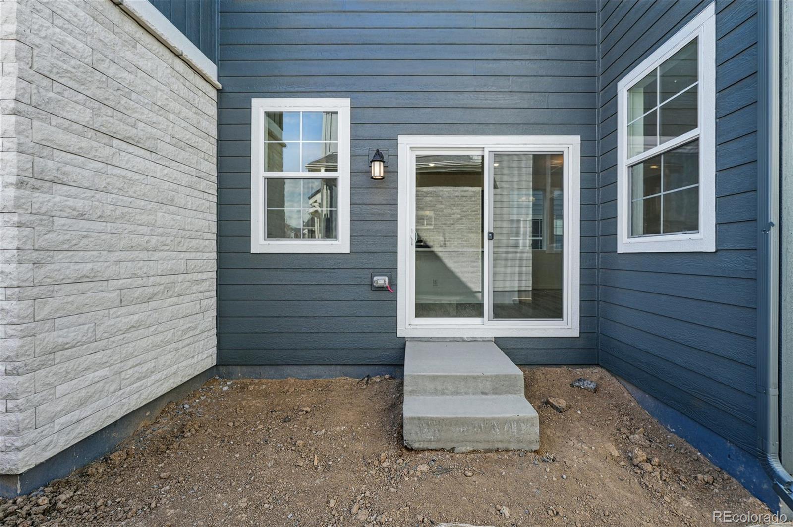 3334 N Catawba Way
