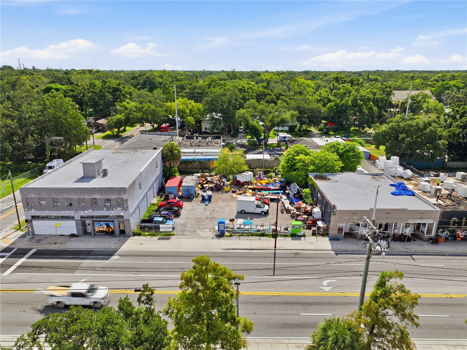 8145 N Nebraska Ave, Tampa, FL