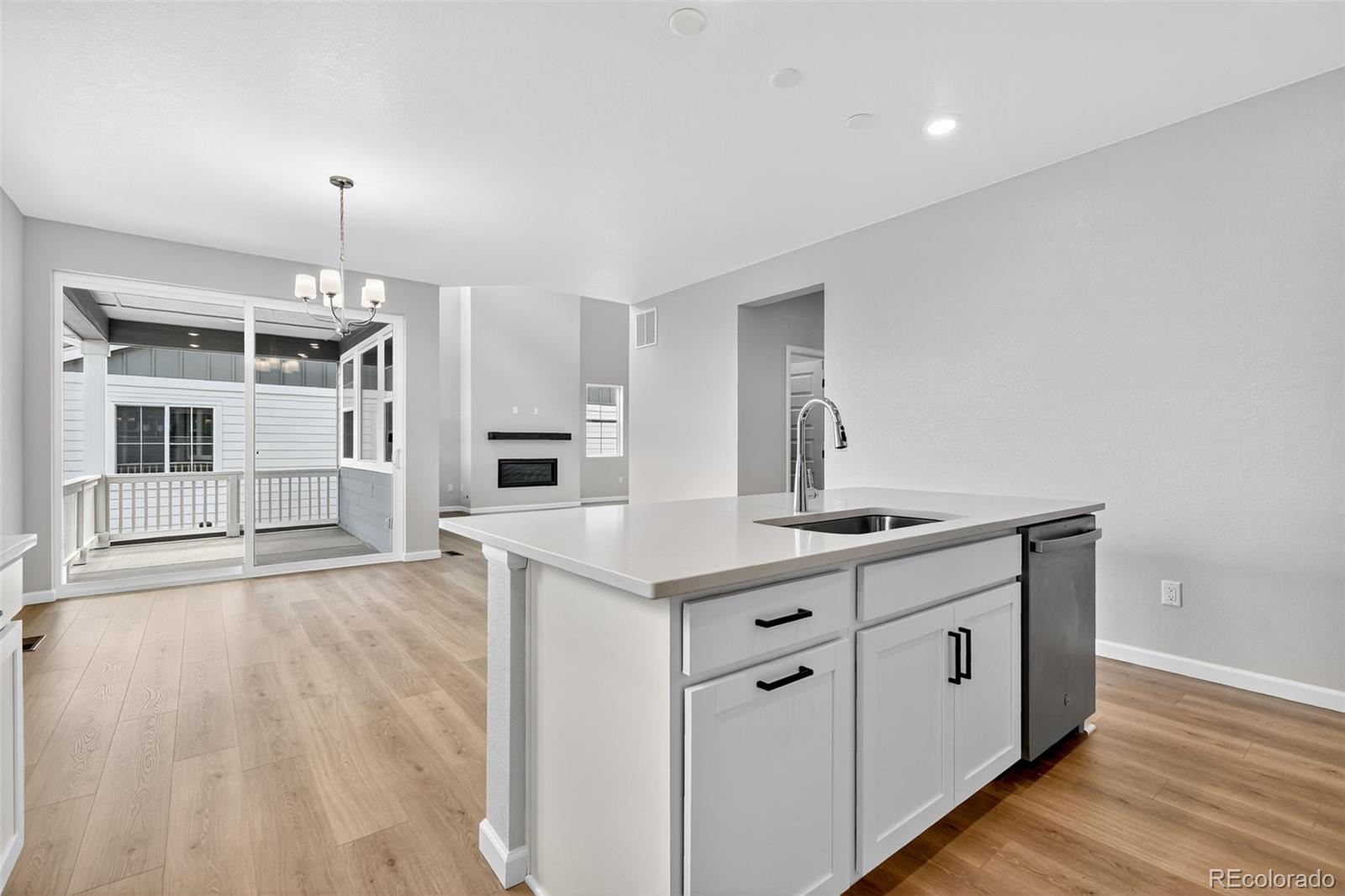4334 Ridgewalk Point