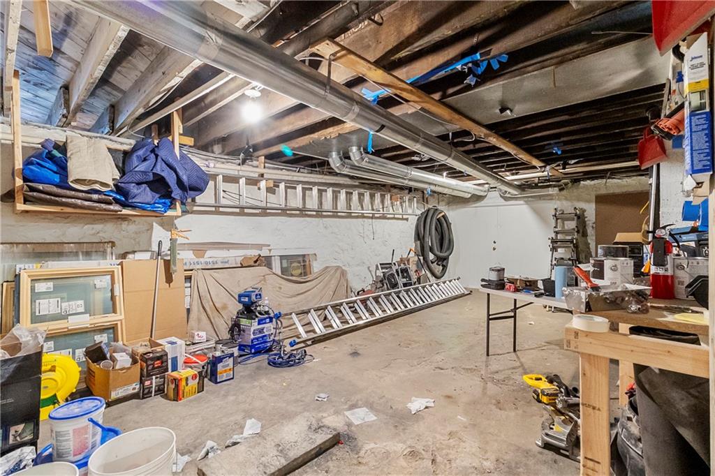 1119-1125 Merriam Lane