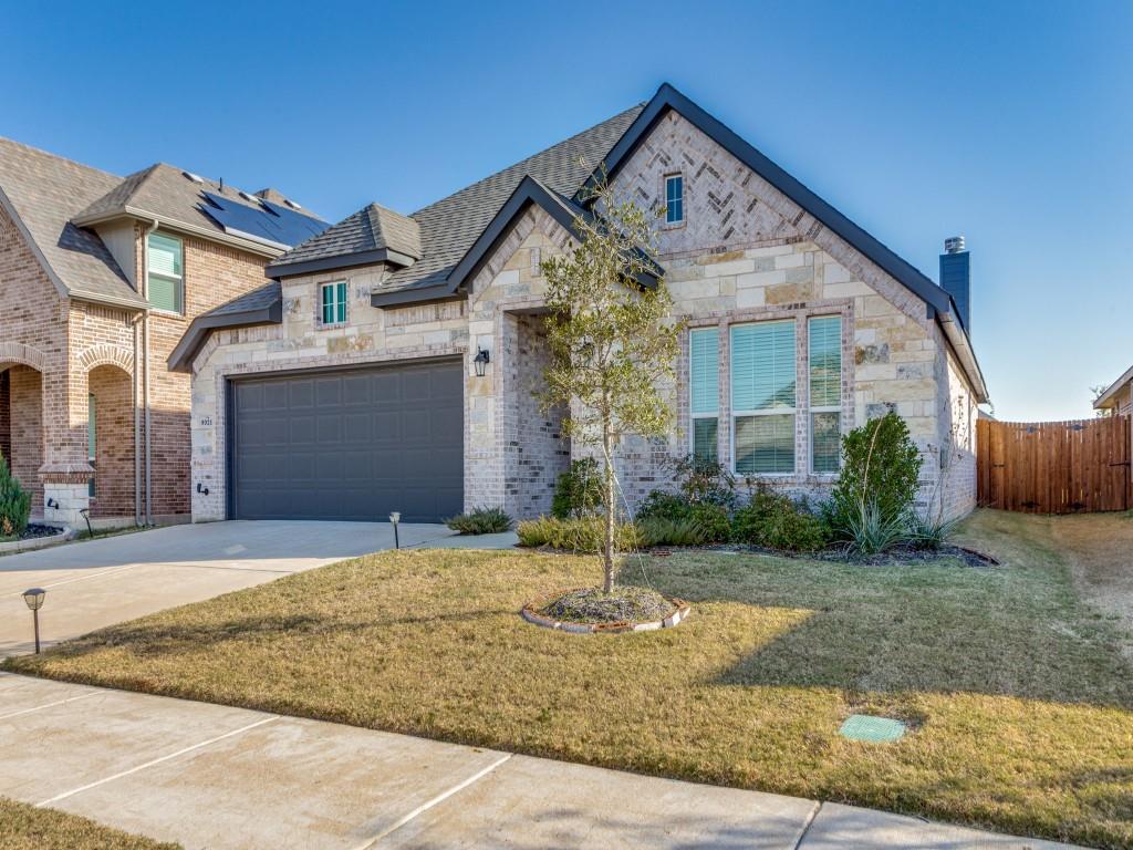 This stunning, move-in ready home offers the perfect combination of modern comfort and style. Featuring 3 bedrooms and 2 bathrooms, this nearly new property is designed with an open-concept layout ideal for both everyday living and entertaining.
The spacious family room features an elegant electric fireplace, creating a warm and inviting atmosphere. The well-appointed kitchen includes stainless steel appliances, granite countertops, a large island, and abundant cabinet space, providing both functionality and appeal.
The private primary suite offers a relaxing retreat with a spa-inspired ensuite bath and generous walk-in closet. Two additional bedrooms provide flexibility for guests, a home office, or hobbies.
Enjoy outdoor living on the covered patio overlooking a fully fenced backyard—perfect for gatherings or quiet evenings. The home is conveniently located near shopping, dining, and major highways, offering easy access to everything Fort Worth has to offer.
Combining style, convenience, and comfort, this home is truly move-in ready and waiting to welcome its next owner.