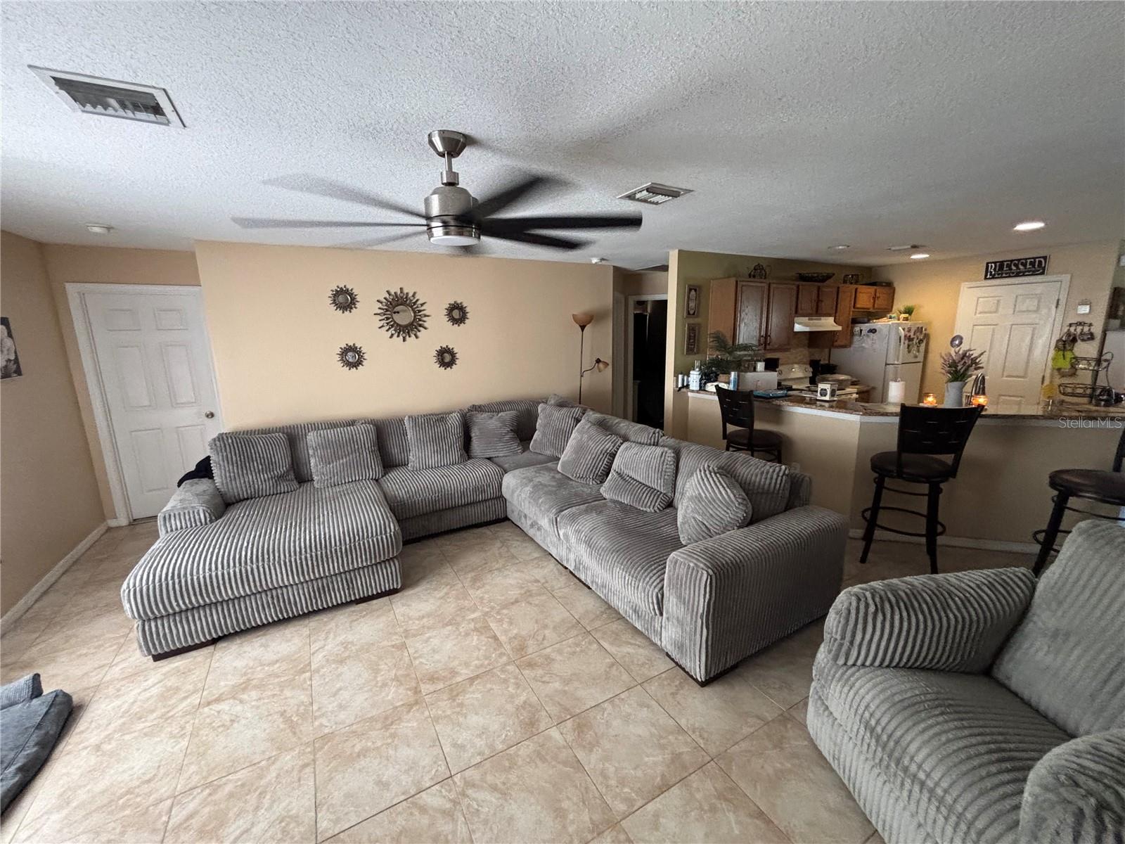 1433 Sarasota Drive