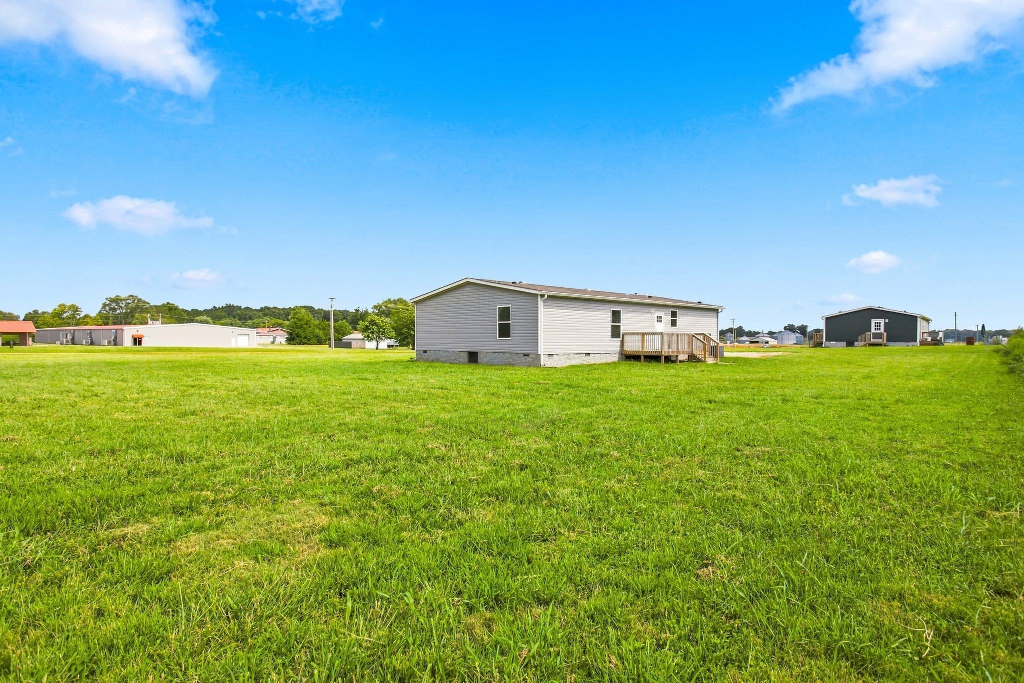 943 Hwy 64 West