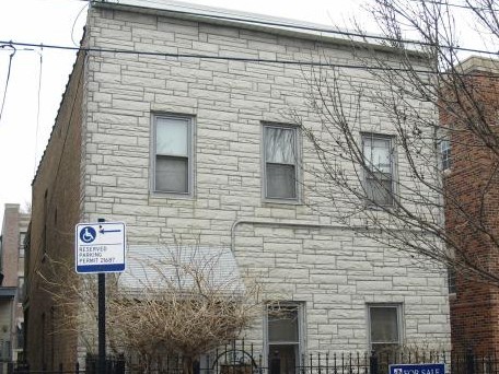 TERRIFIC LOCATION JUST OFF GREAT DIVISION STREET SHOPPING/RESTAURANTS DISTRICT. THREE BEDROOM, TWO BATH HOUSE IS LIVABLE AS IS OR CAN BE UPGRADED TO HIGH END SINGLE FAMILY.