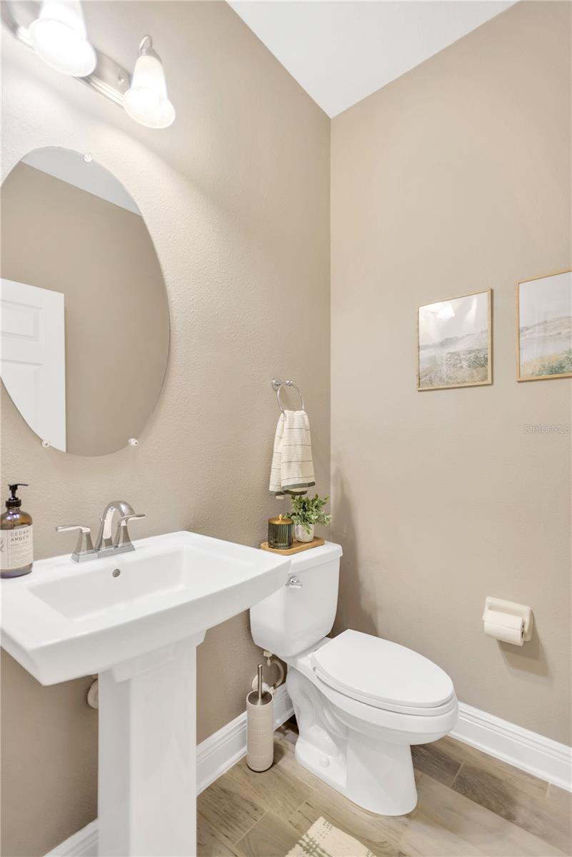 11632 Crowned Sparrow Lane