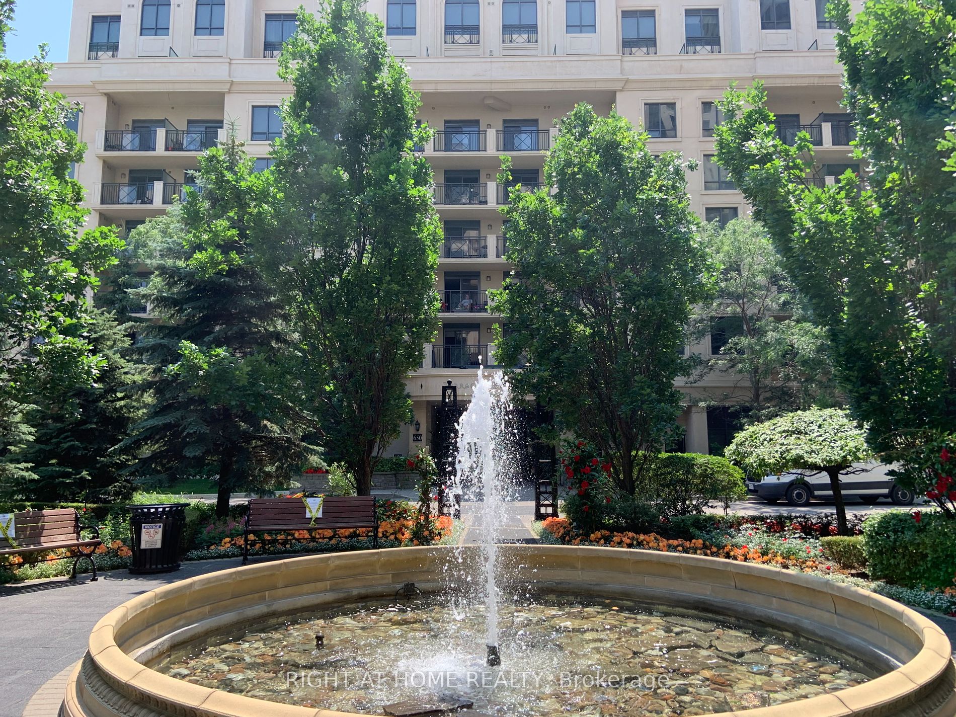 650 E Sheppard Ave 204