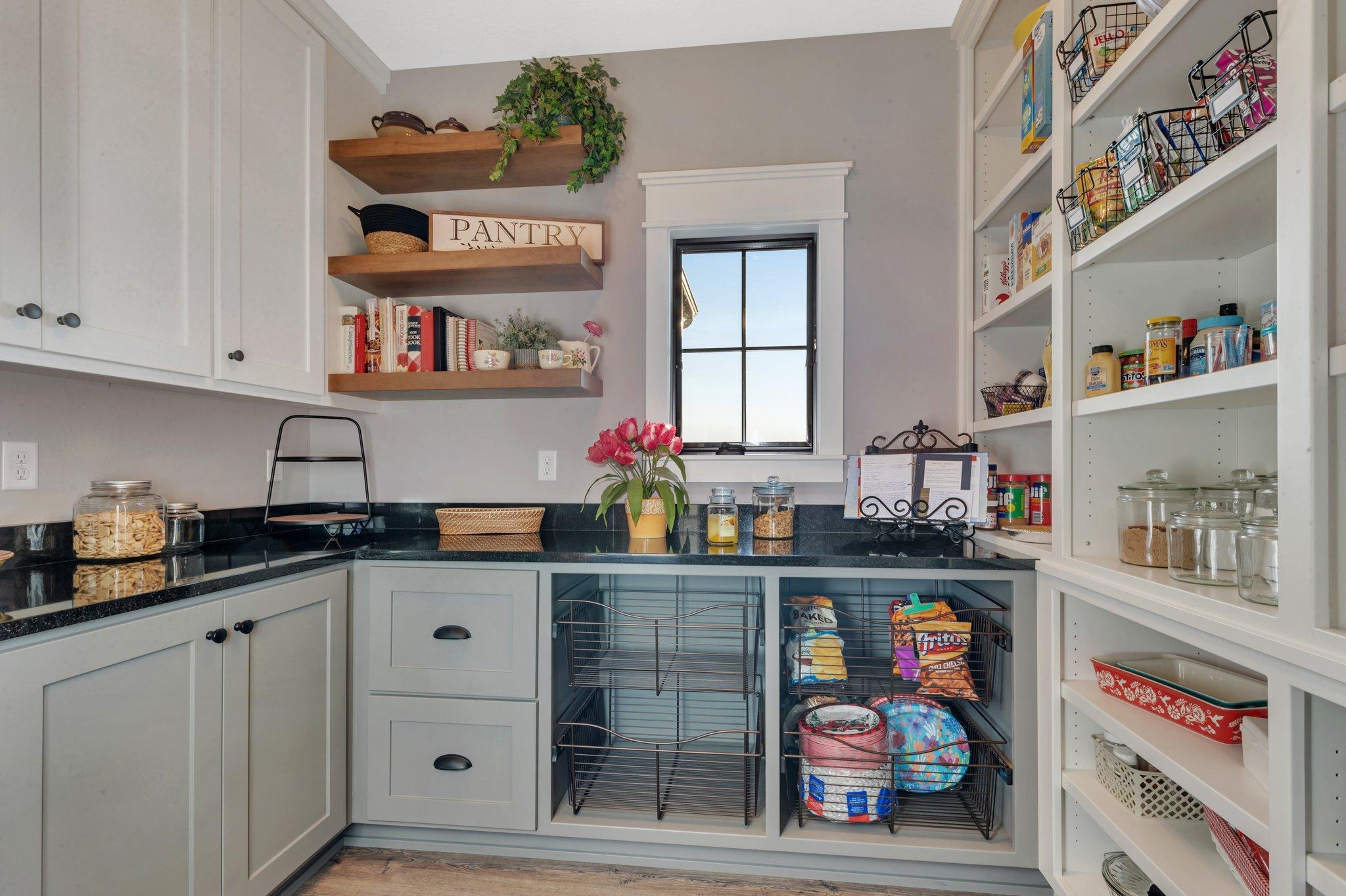 8841 Basil Road